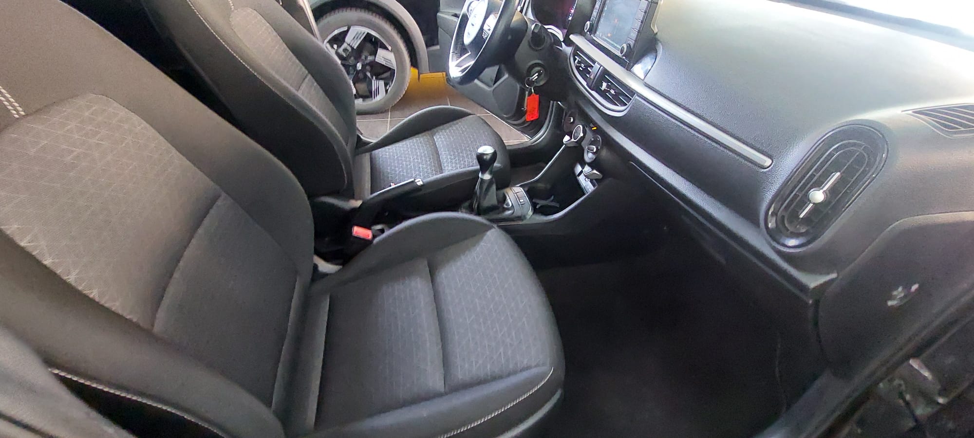 Kia Picanto 1.0 foto 8